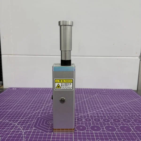 Laser Haute Puissance à Mise au Point Variable – Portée 10 Mètres ⚡